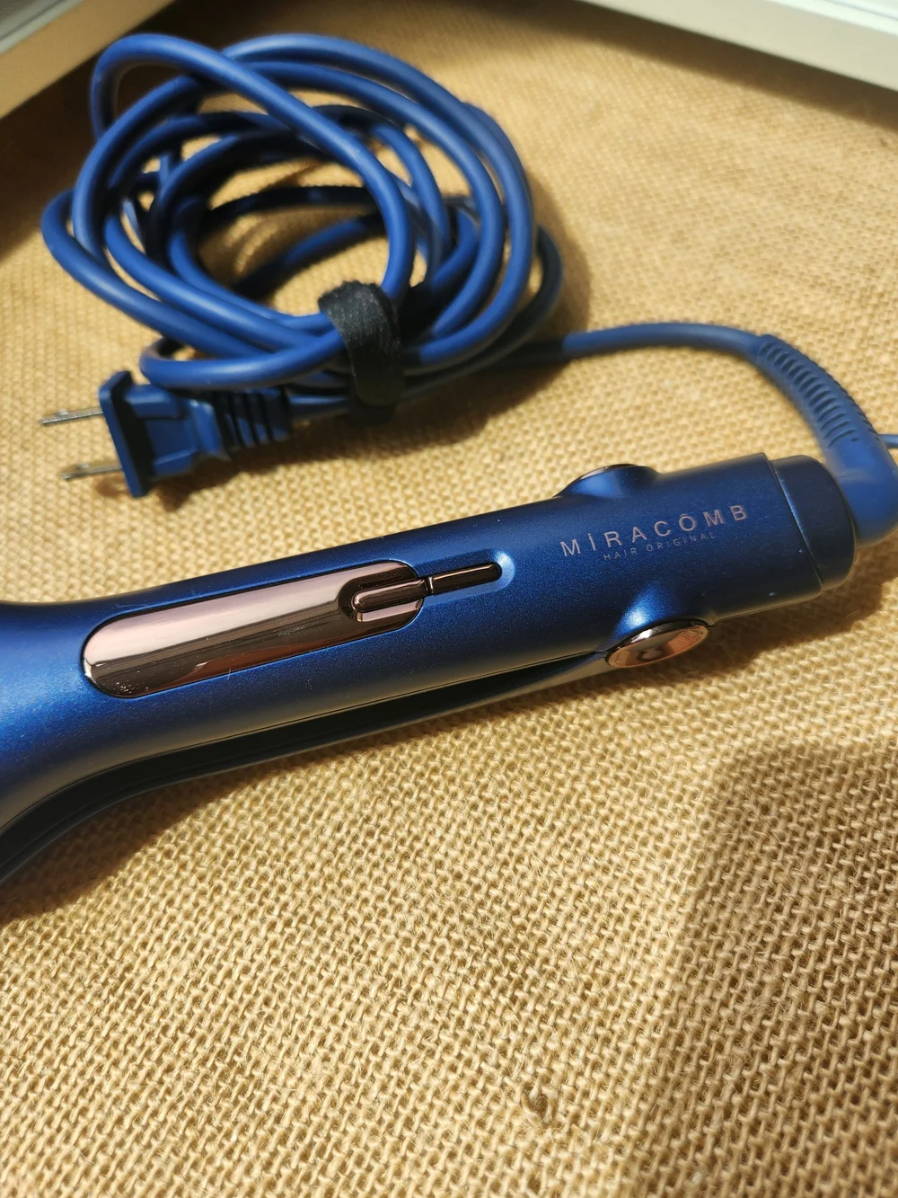 MIRACOMB Ion Titanium Deep Waver Smart Hair Crimper – Royal Blue Tested